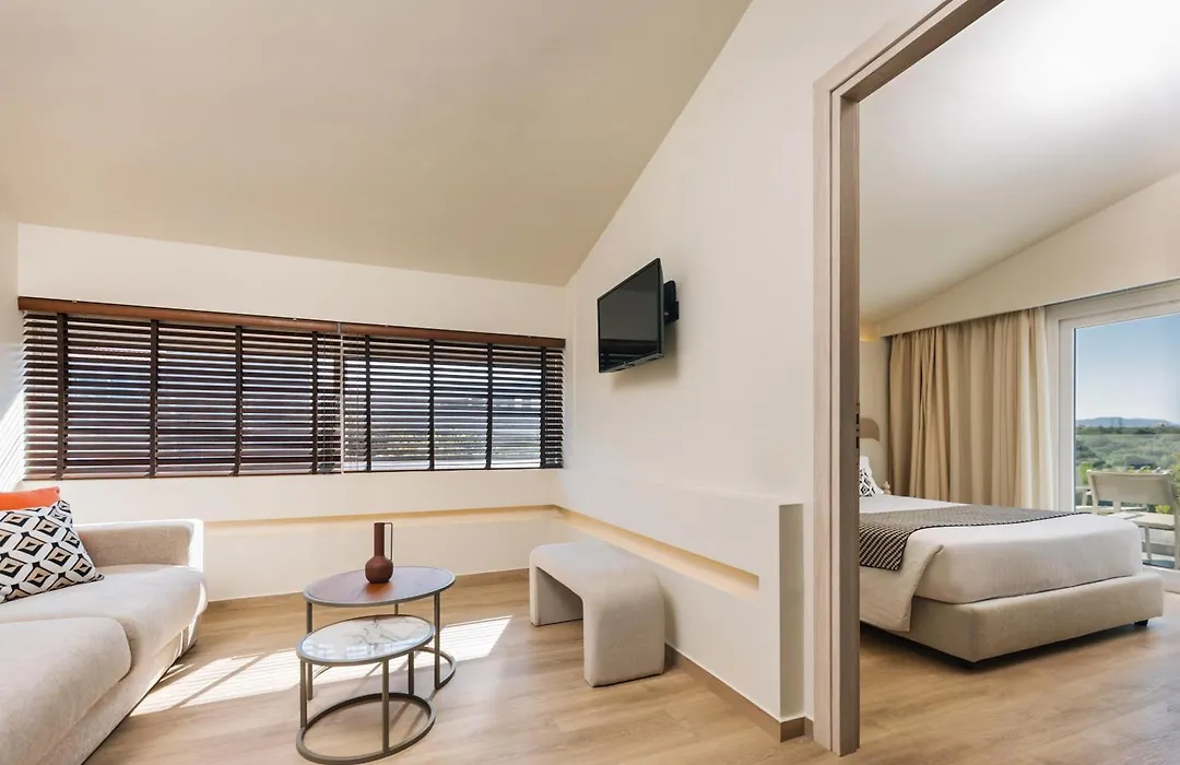 Alexandra Beach Resort & Spa-1